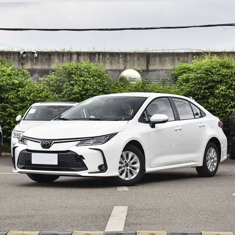 Toyota Corolla bencinska limuzina